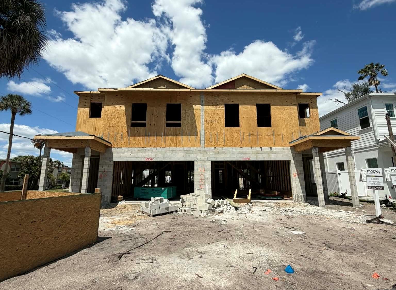 Image 2 of 14 For 4221 North B Street 2