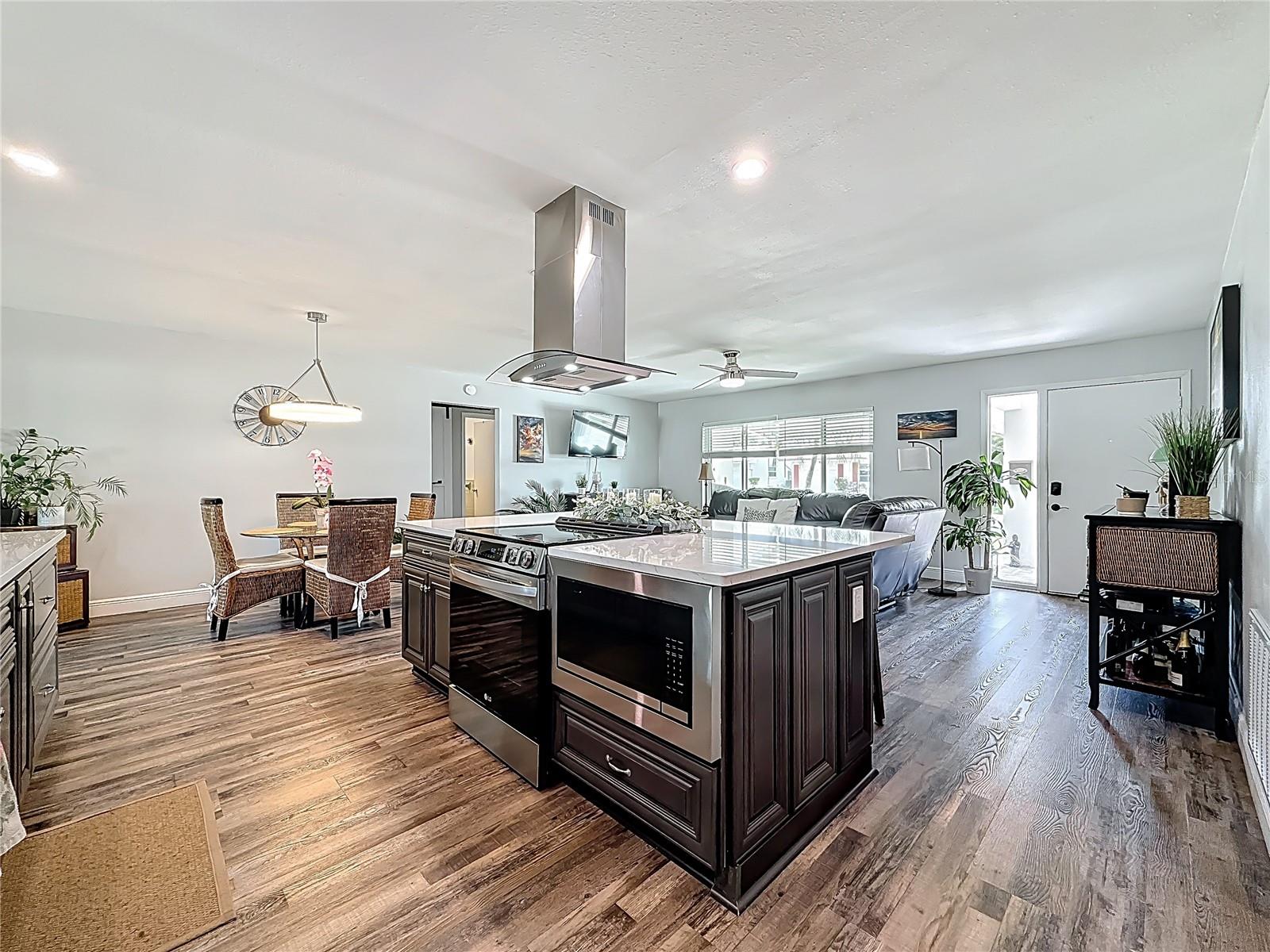 Image 7 of 24 For 3455 100th Avenue N