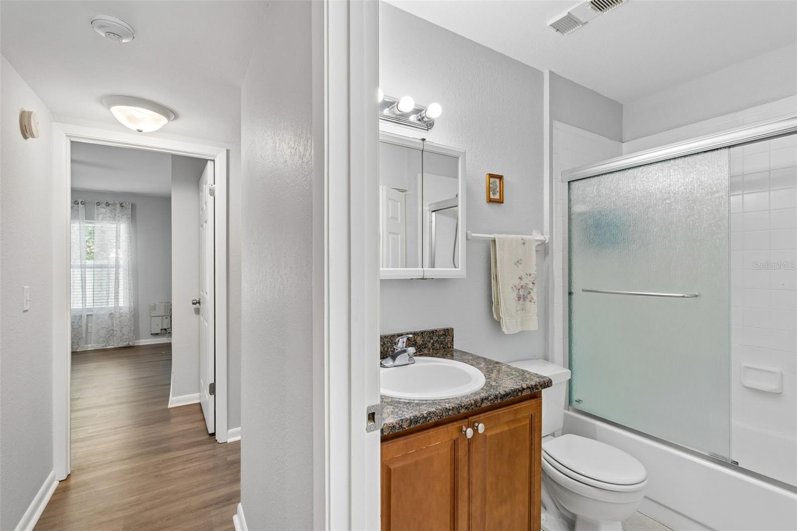 Image 14 of 19 For 5440 Macdill Avenue 4b