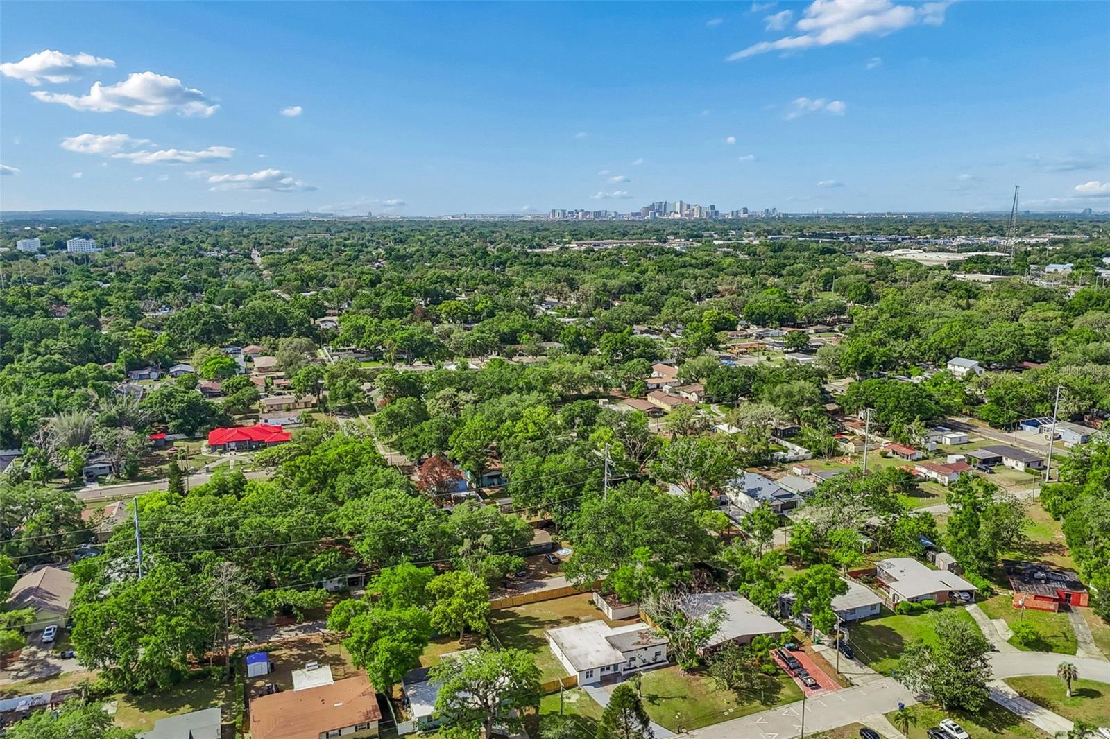 Listing photo id 69 for 3415 Knollwood Street