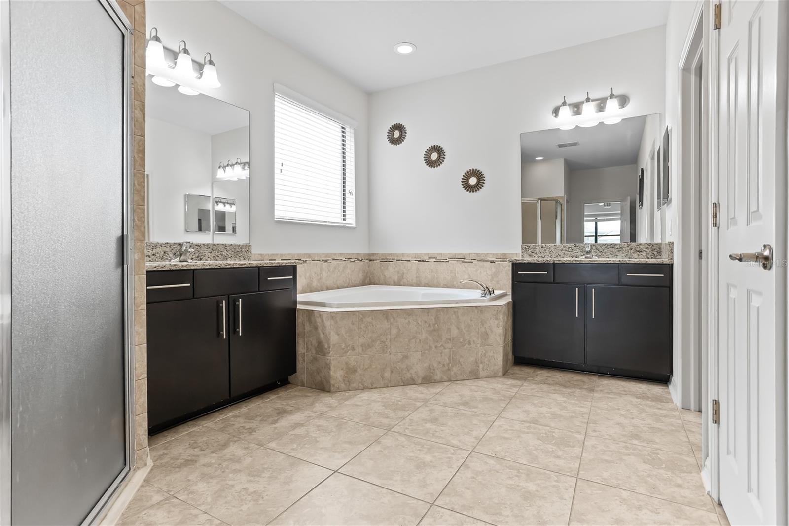 Image 16 of 56 For 19433 Whispering Brook Drive