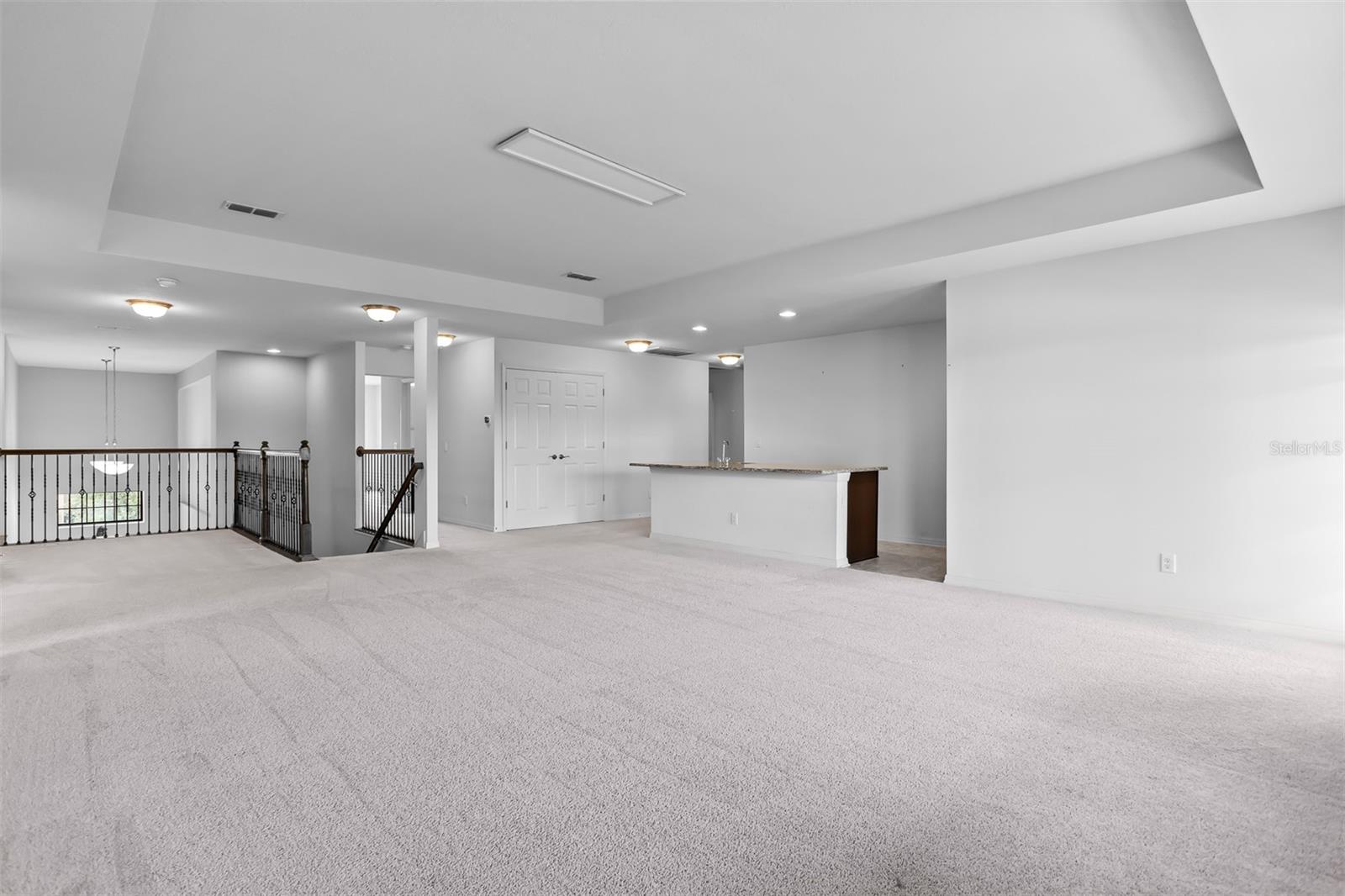 Image 22 of 56 For 19433 Whispering Brook Drive