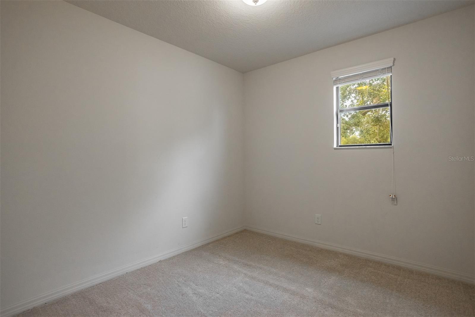 Image 30 of 56 For 19433 Whispering Brook Drive