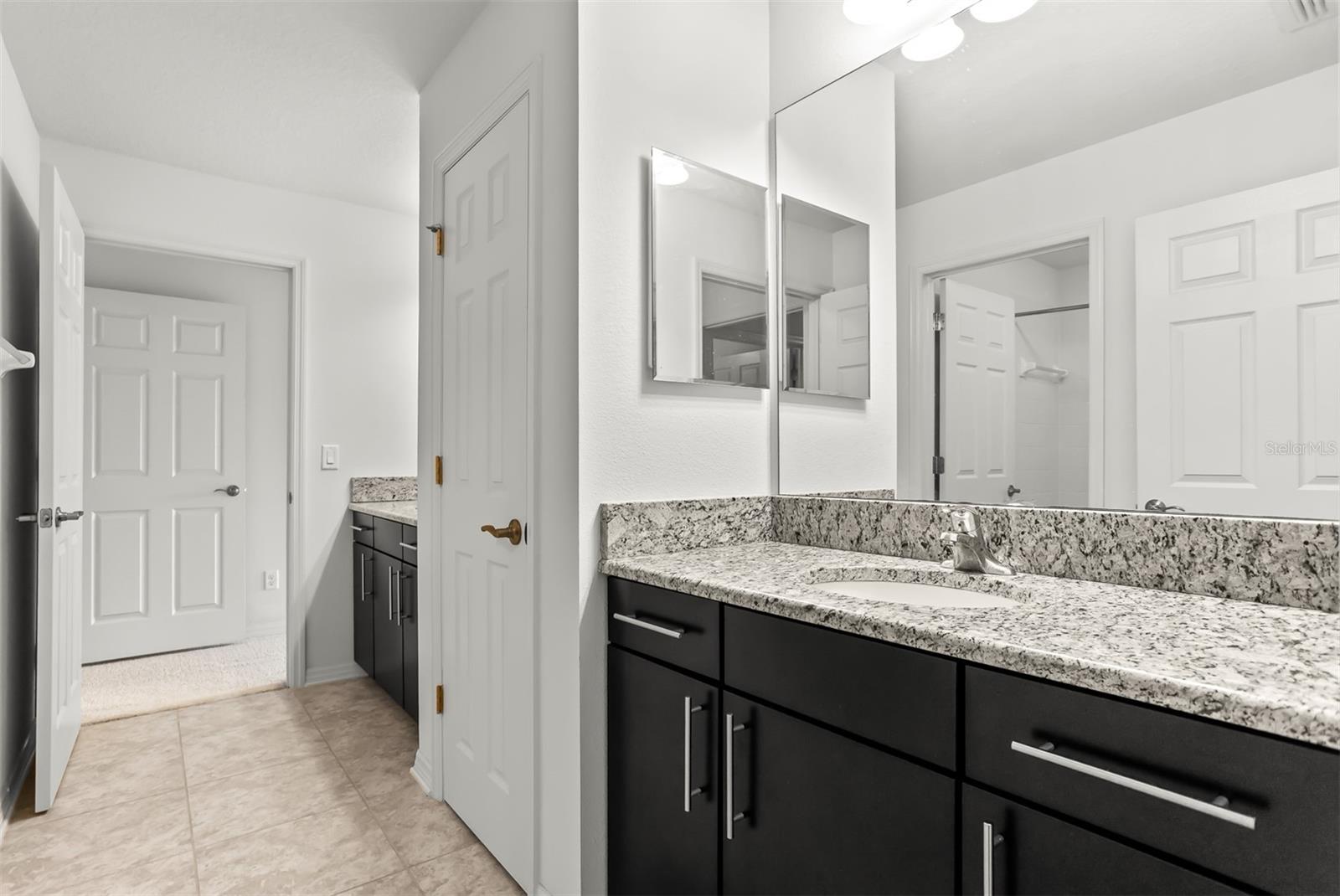 Image 41 of 56 For 19433 Whispering Brook Drive