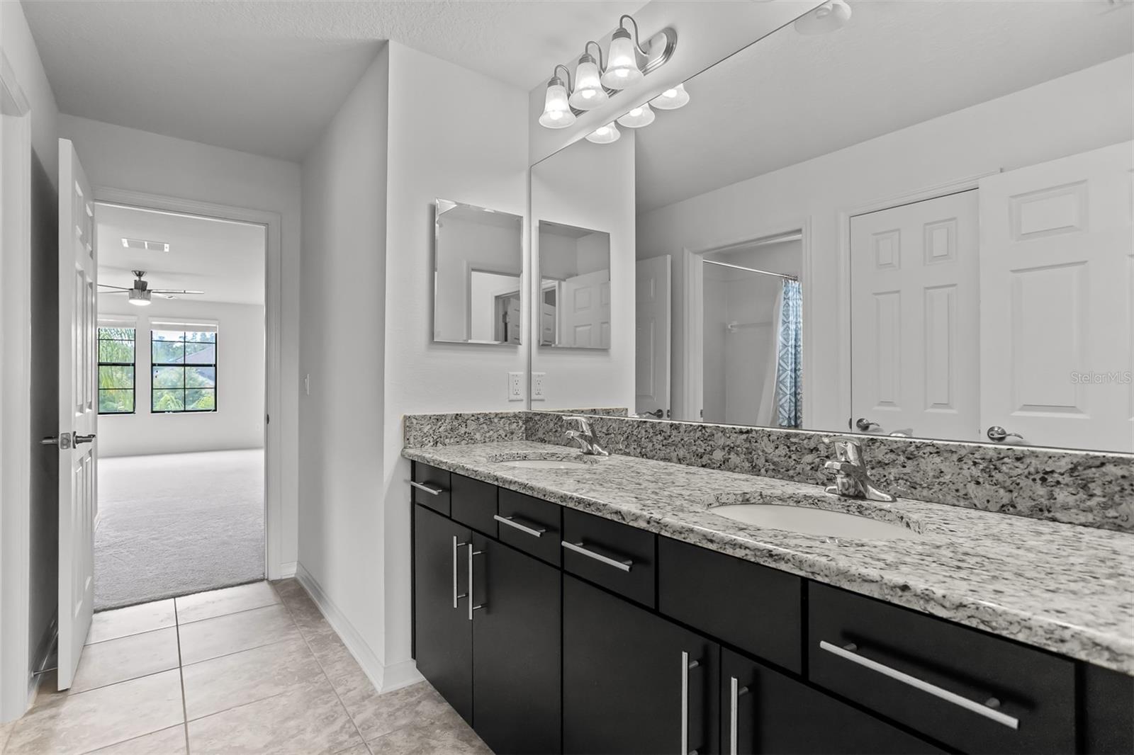 Image 45 of 56 For 19433 Whispering Brook Drive