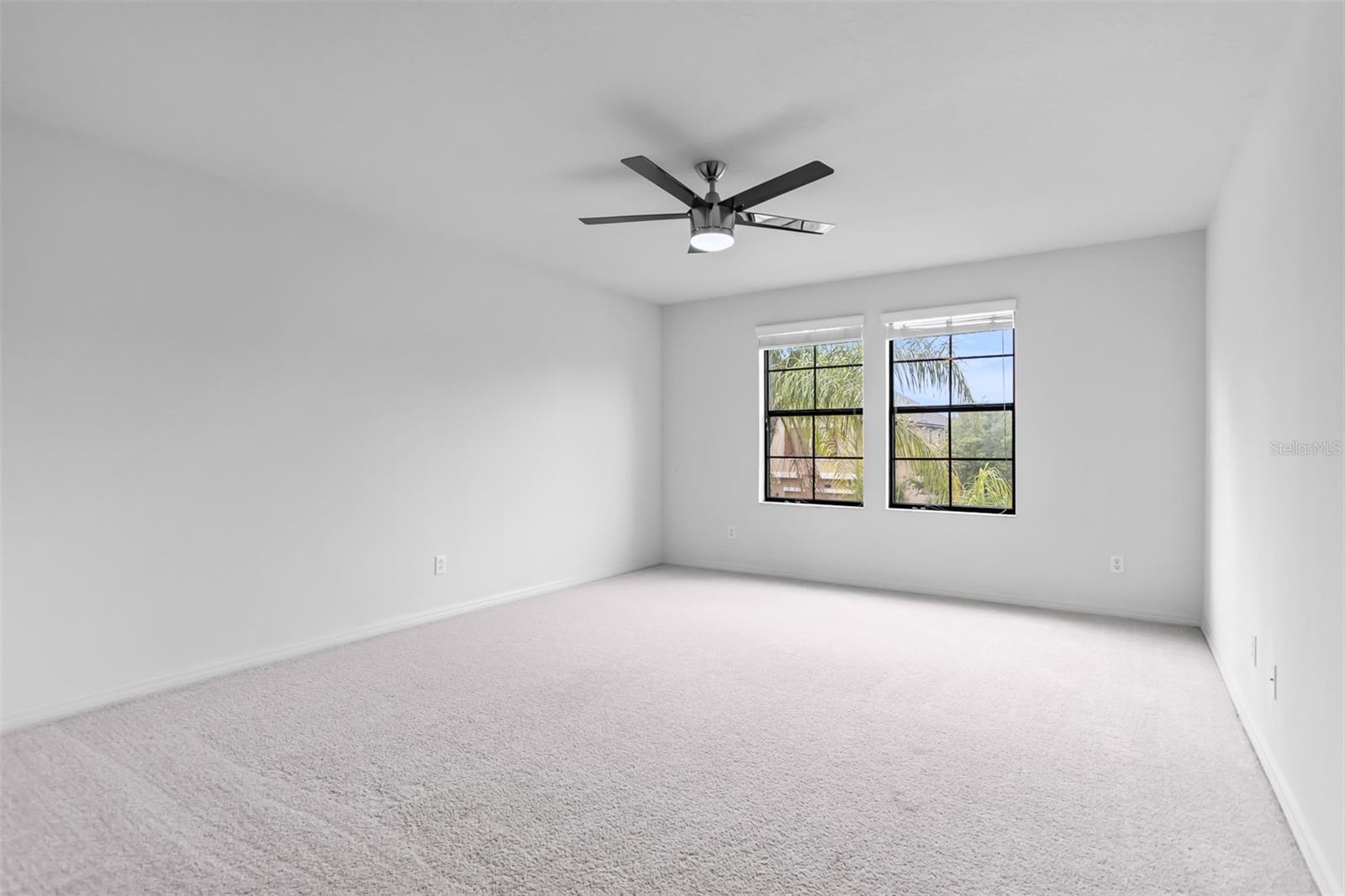 Image 46 of 56 For 19433 Whispering Brook Drive