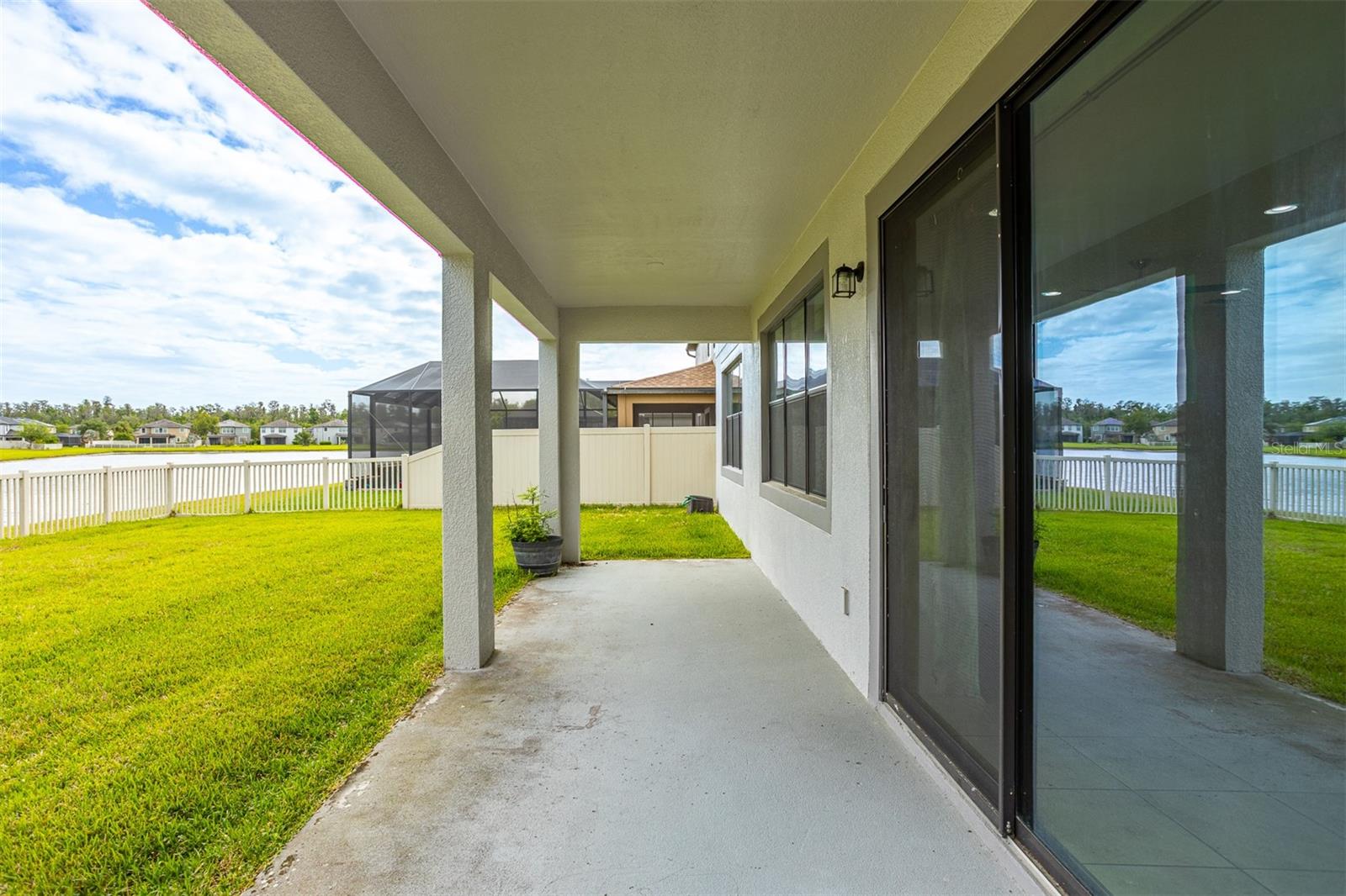 Image 50 of 56 For 19433 Whispering Brook Drive