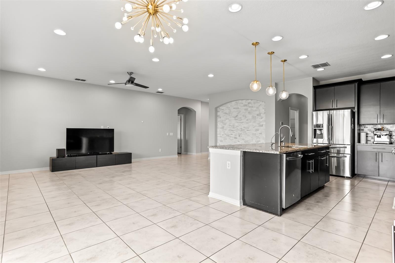 Image 7 of 56 For 19433 Whispering Brook Drive