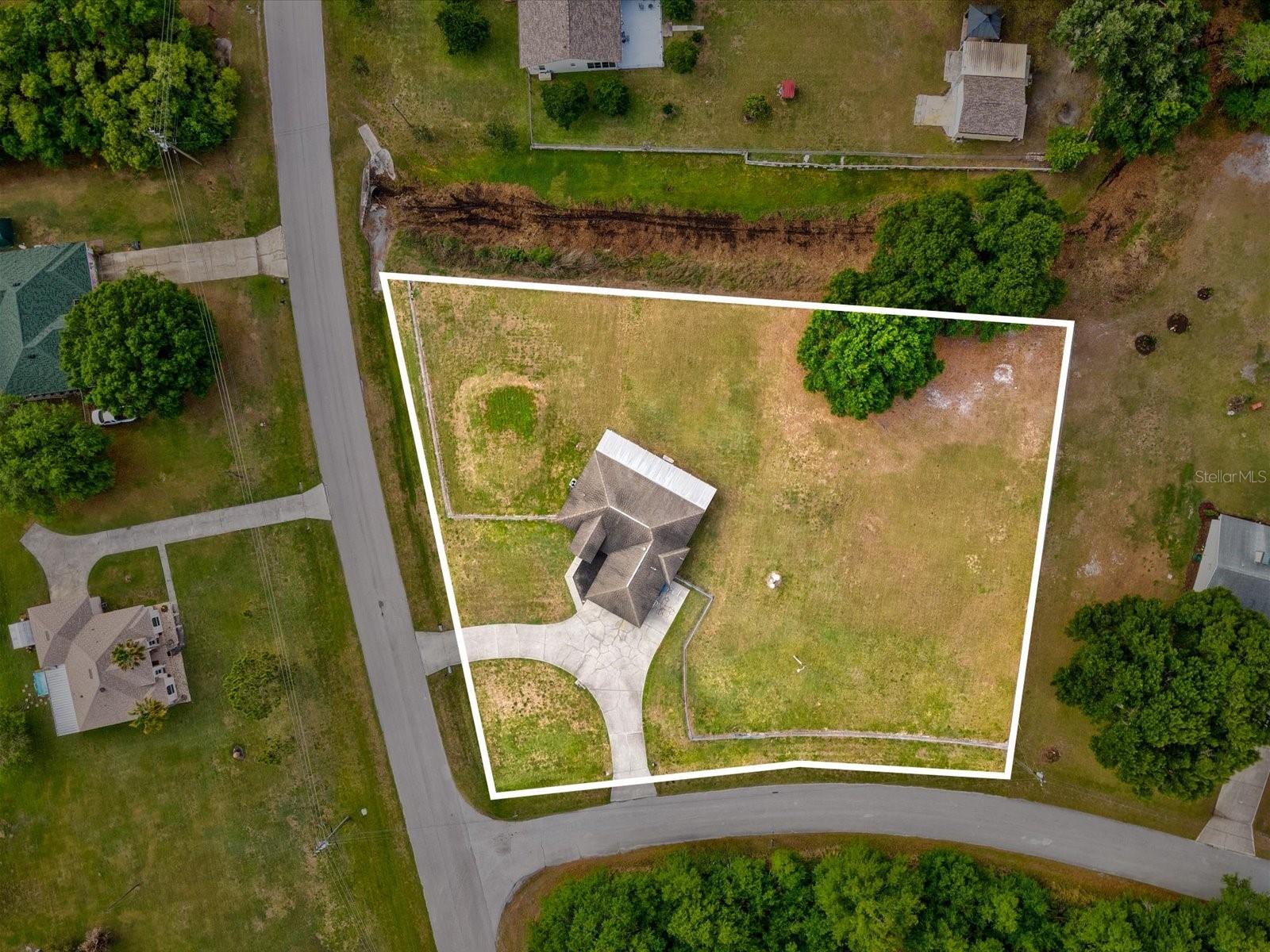 Image 37 of 40 For 31706 Hunt Club Lane