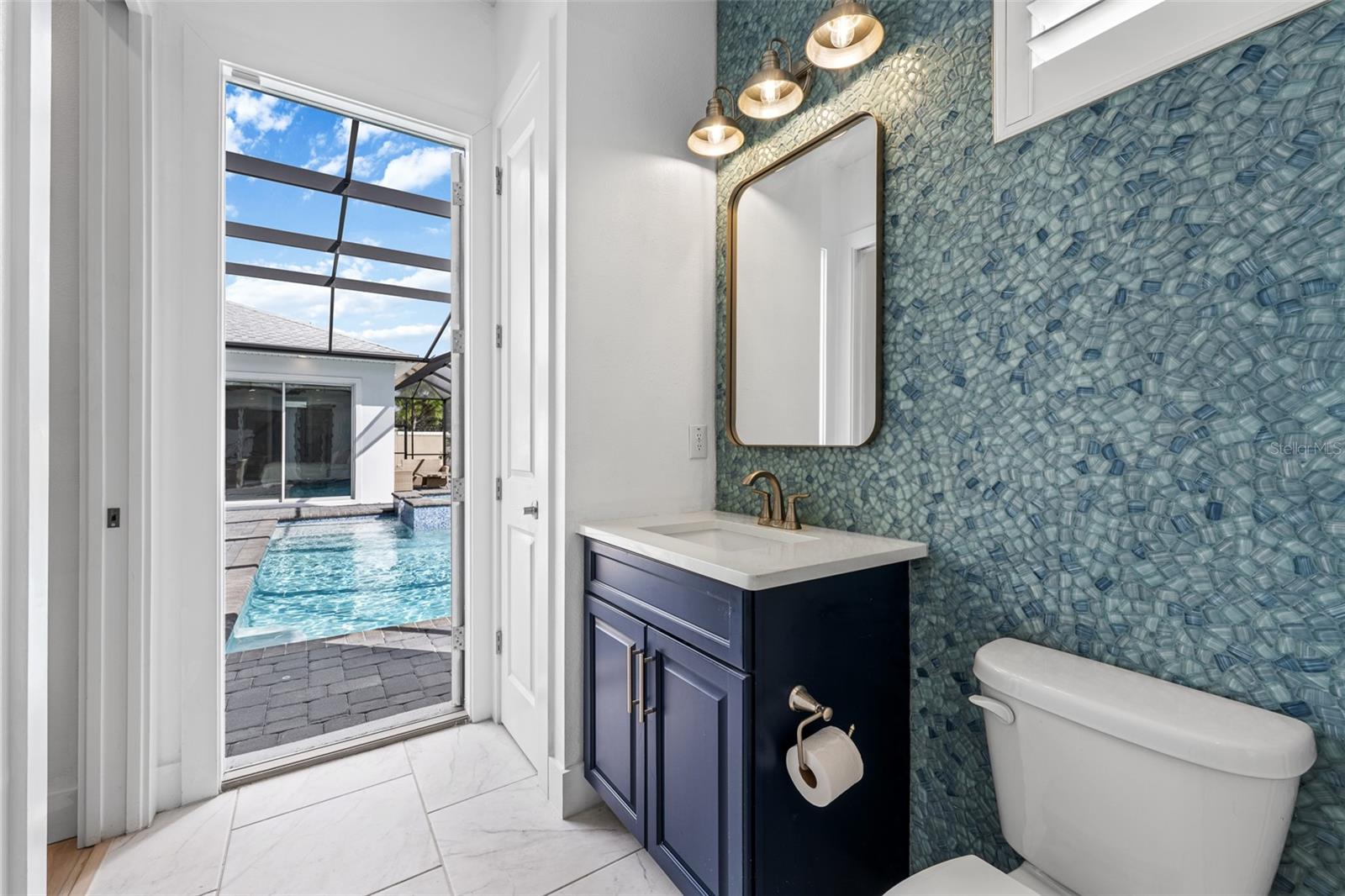 Image 26 of 44 For 8714 Drummer Plank Drive