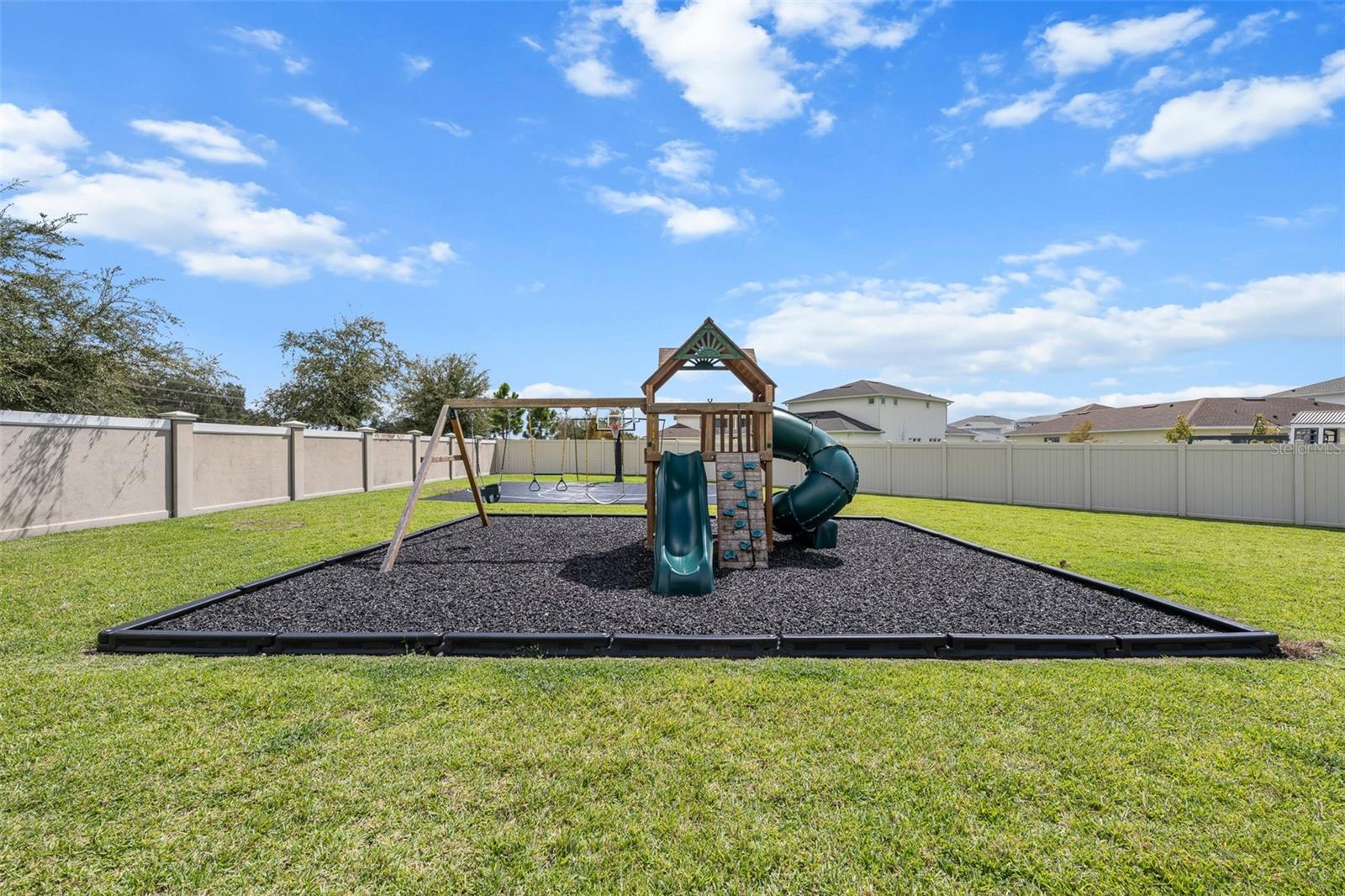 Image 38 of 44 For 8714 Drummer Plank Drive