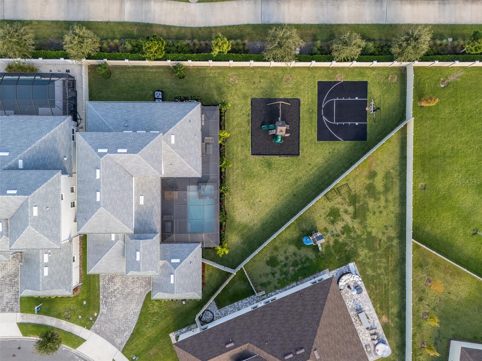 Image 42 of 44 For 8714 Drummer Plank Drive