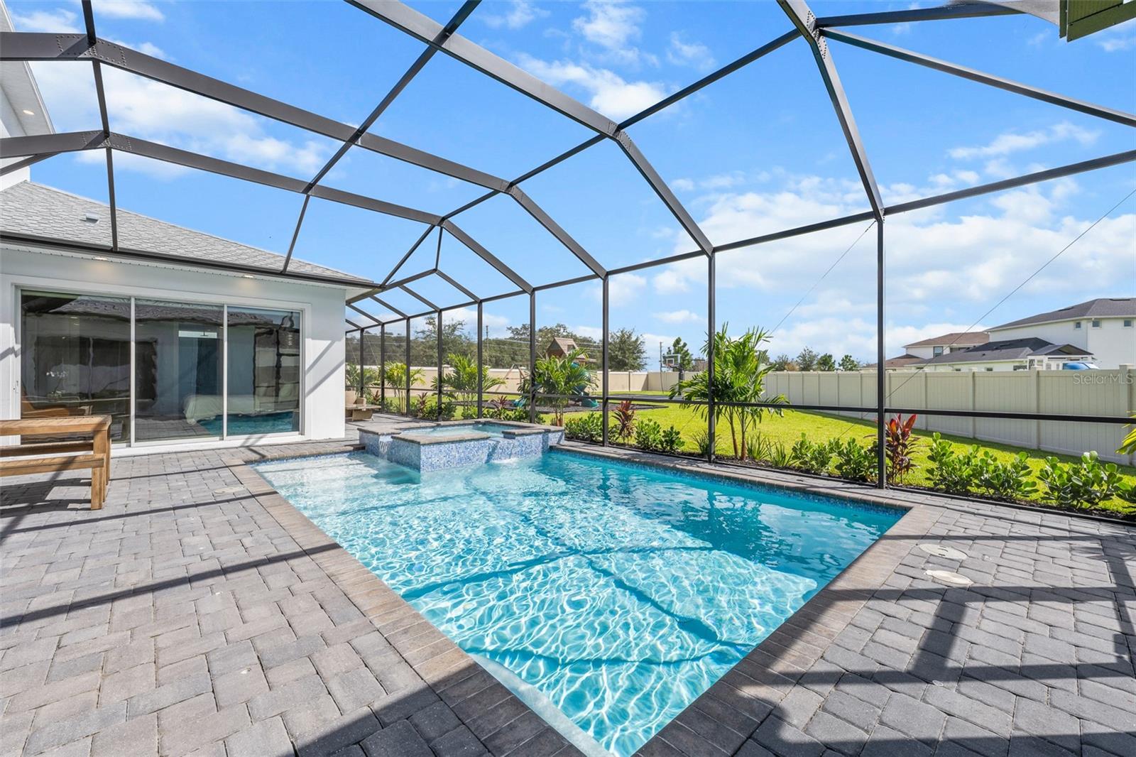 Image 6 of 44 For 8714 Drummer Plank Drive