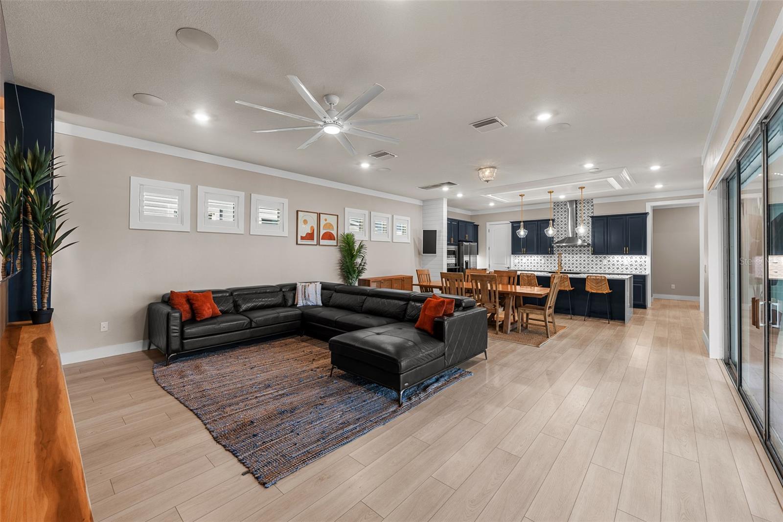 Image 9 of 44 For 8714 Drummer Plank Drive