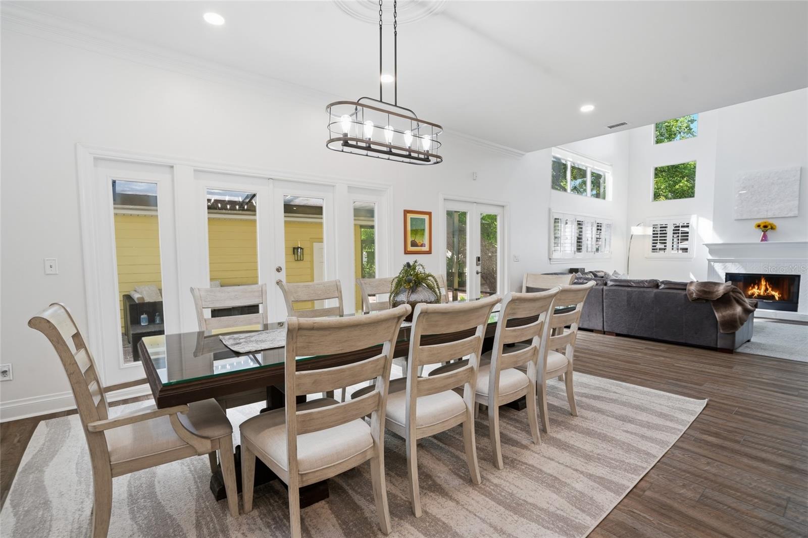 Image 23 of 58 For 5201 Jules Verne Court