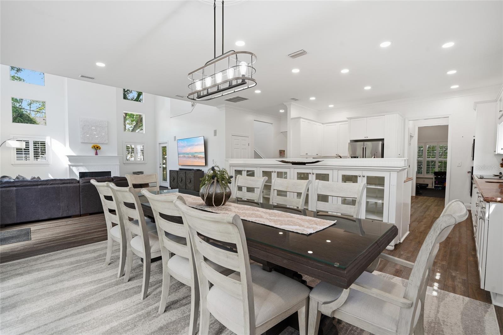 Image 3 of 58 For 5201 Jules Verne Court