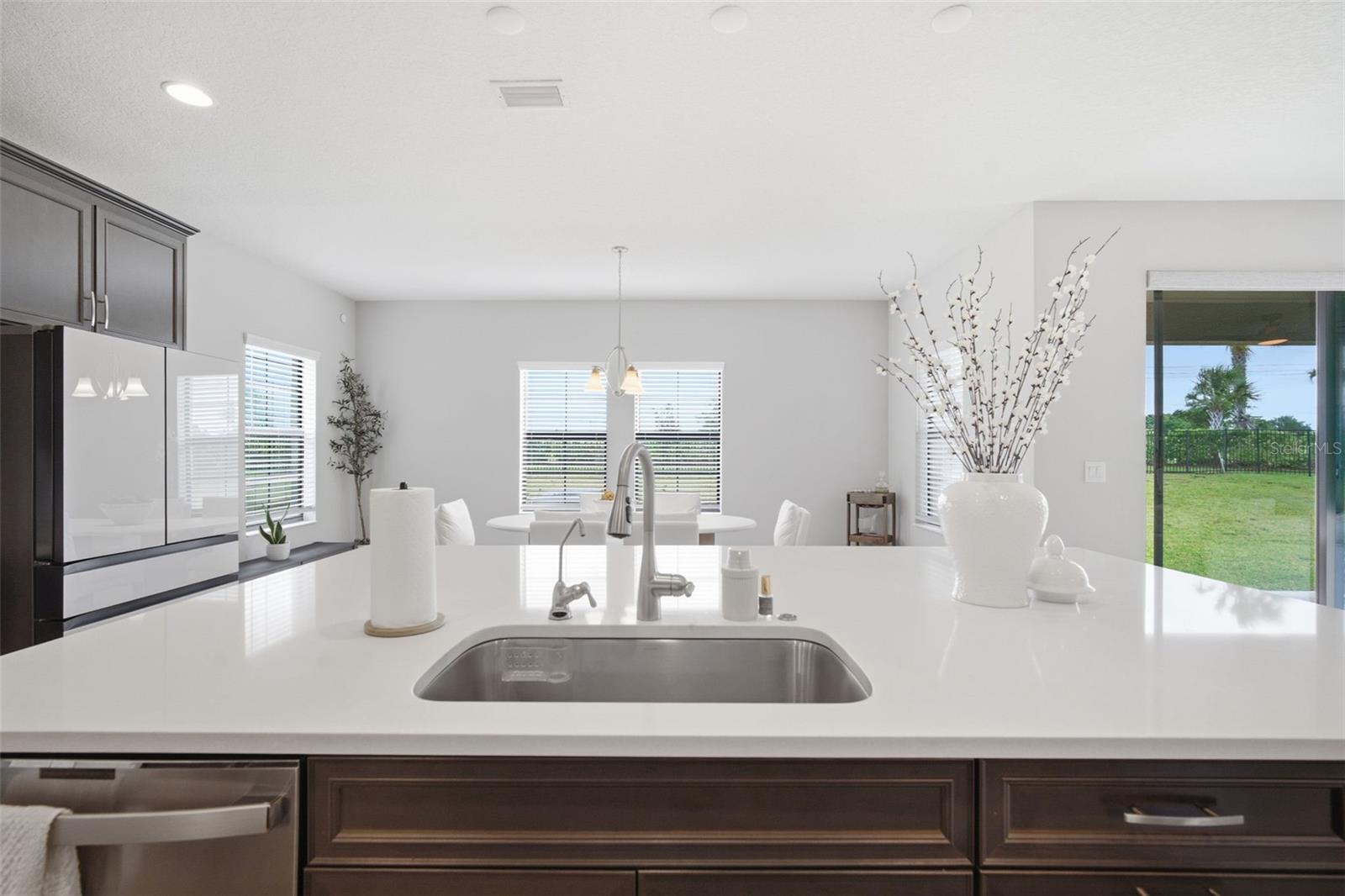 Image 16 of 85 For 6396 Roadstead Court