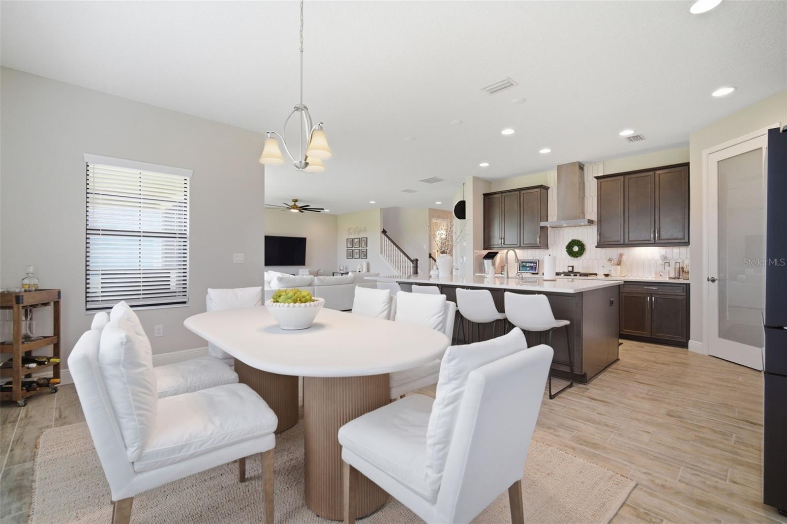 Image 18 of 85 For 6396 Roadstead Court