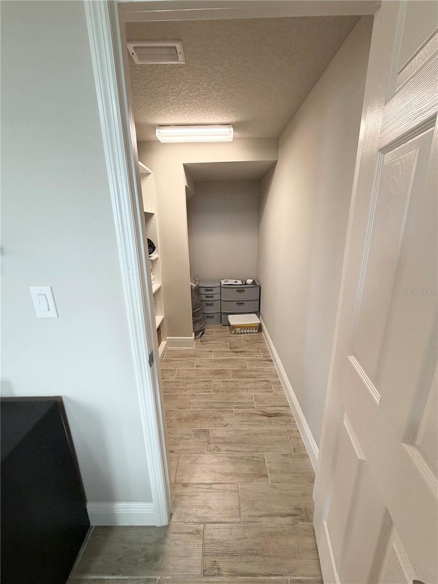 Image 26 of 85 For 6396 Roadstead Court