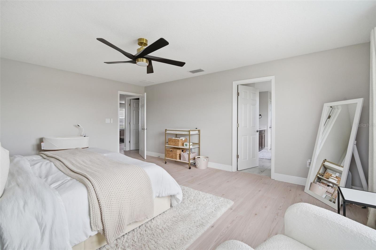 Image 36 of 85 For 6396 Roadstead Court