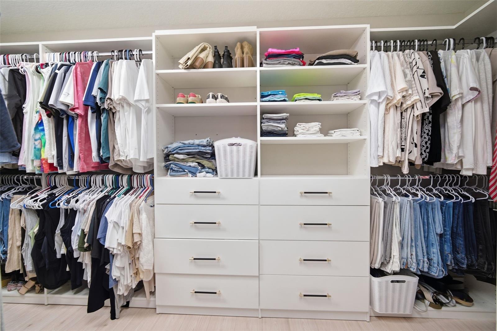 Image 42 of 85 For 6396 Roadstead Court