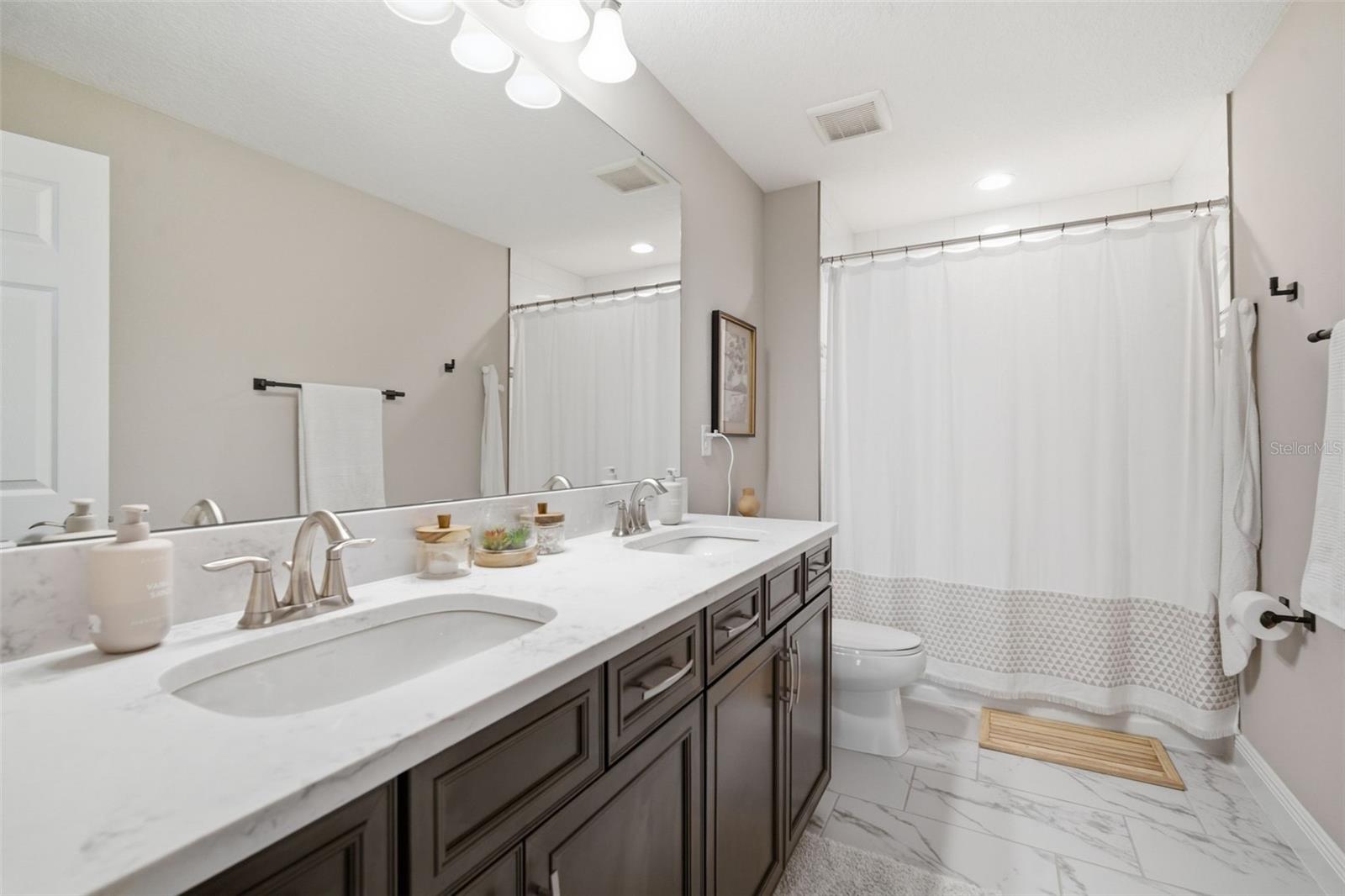 Image 46 of 85 For 6396 Roadstead Court