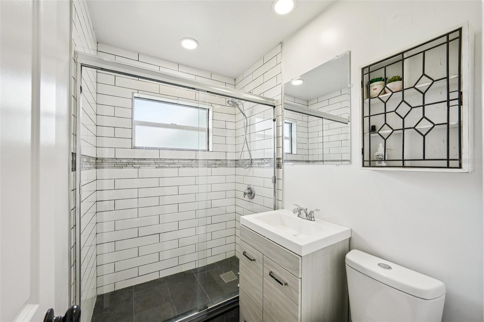 Image 14 of 23 For 6527 3rd Avenue S