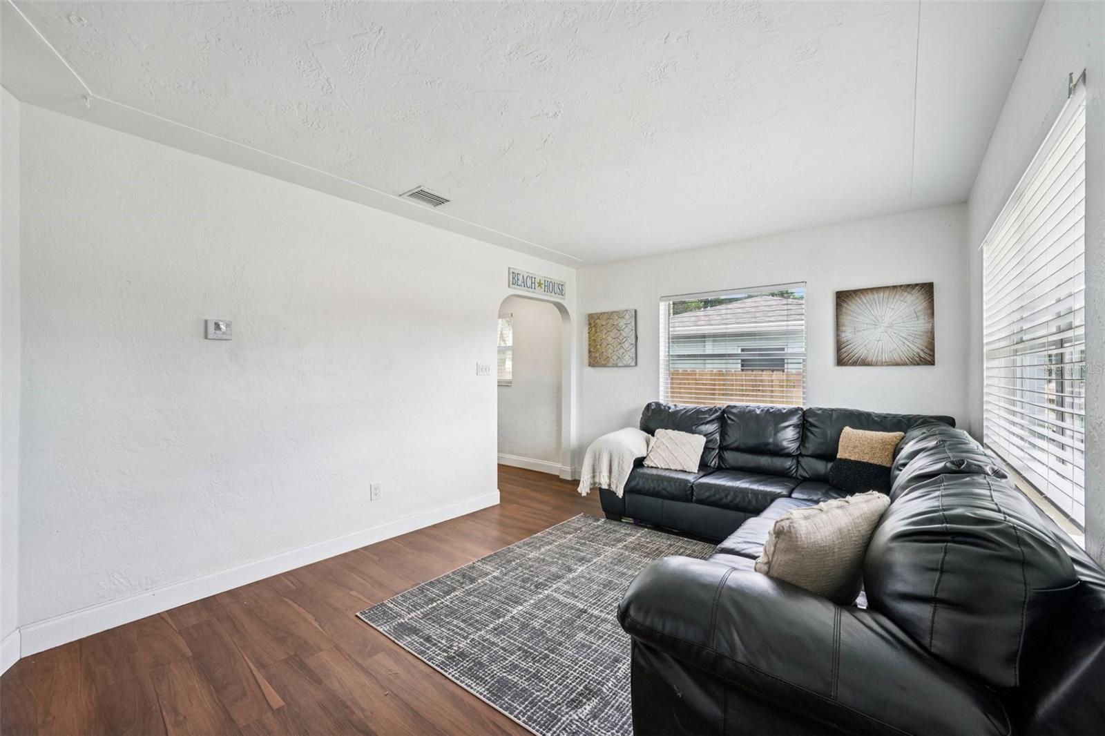 Image 4 of 23 For 6527 3rd Avenue S