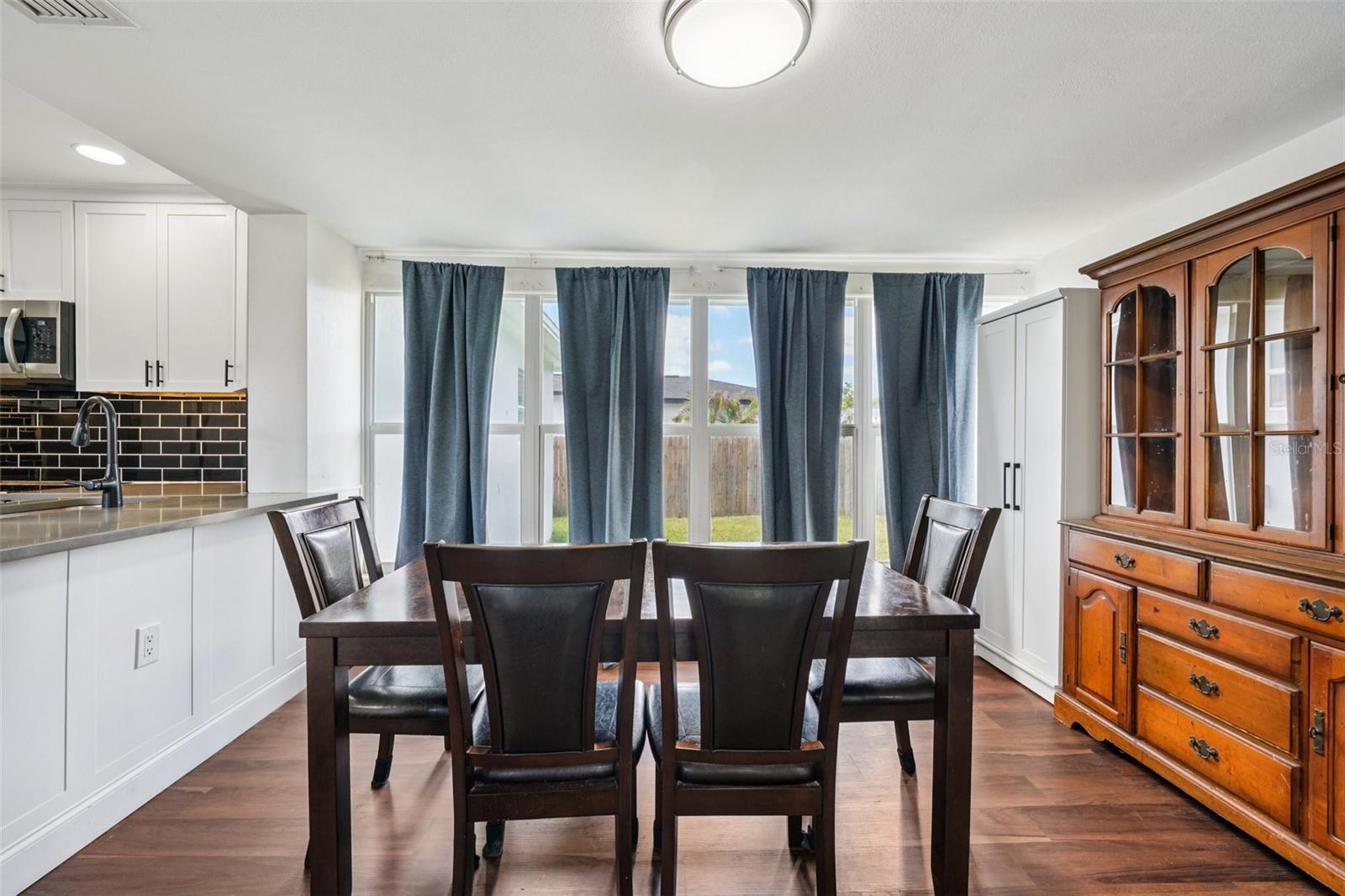 Image 6 of 23 For 6527 3rd Avenue S