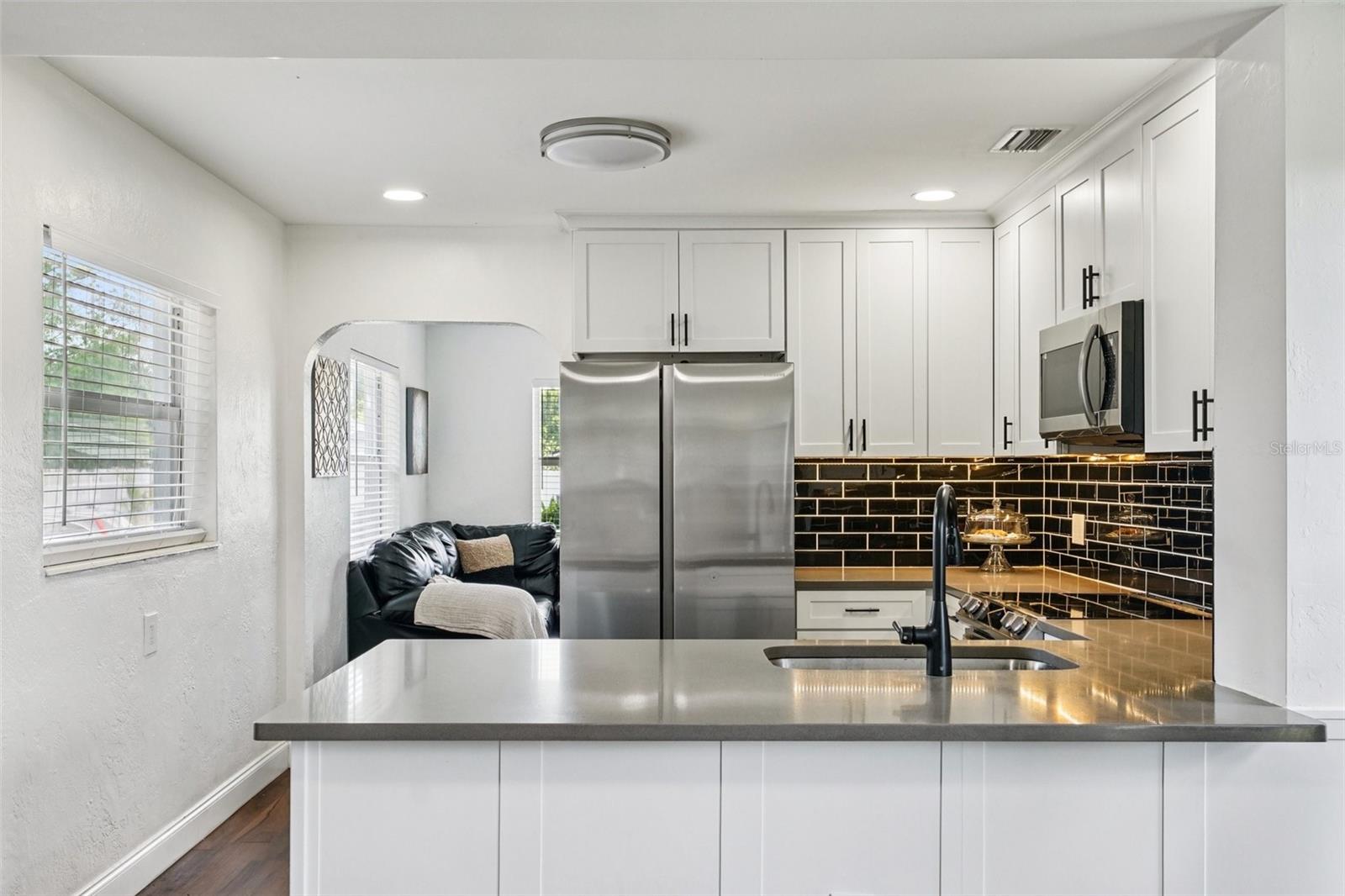 Image 8 of 23 For 6527 3rd Avenue S