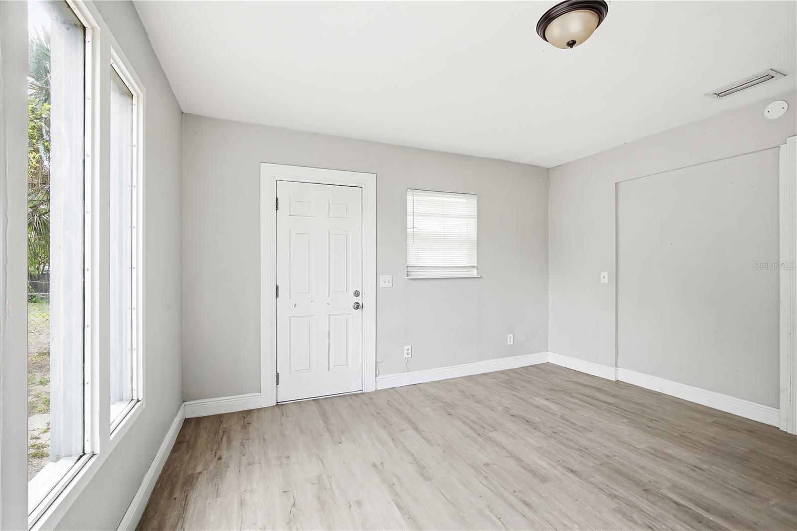 Image 12 of 18 For 8419 Semmes Street