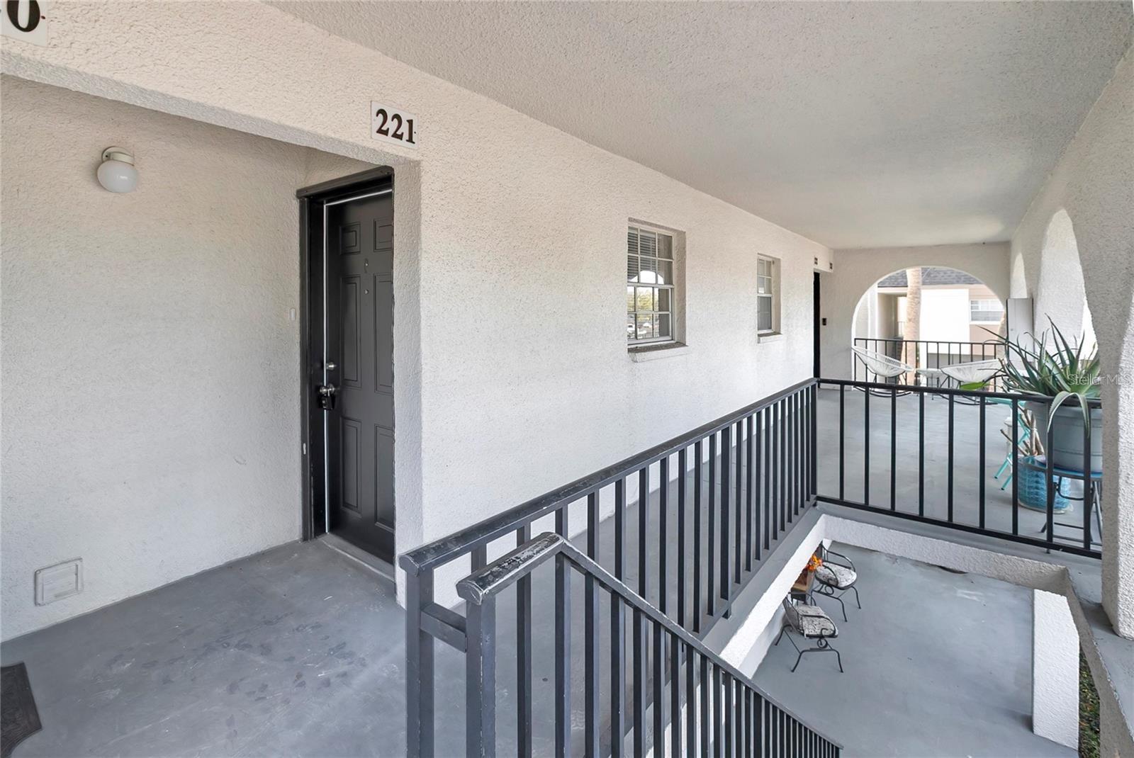 Image 4 of 31 For 709 Russell Lane C221