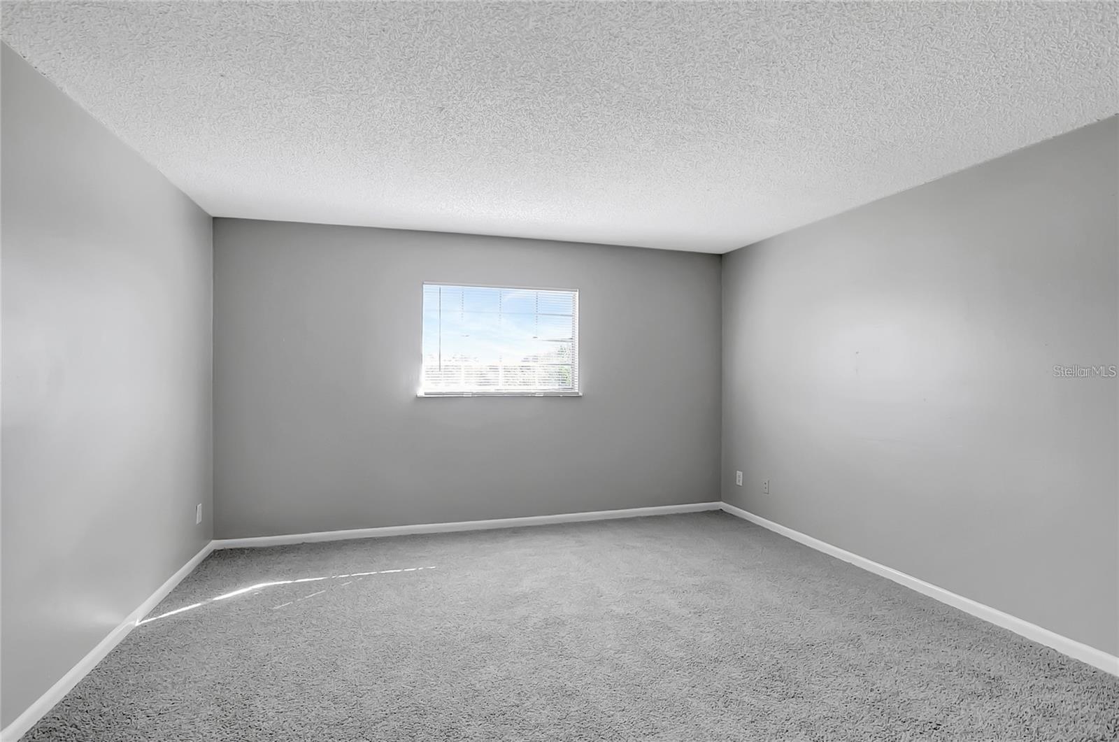 Image 8 of 31 For 709 Russell Lane C221