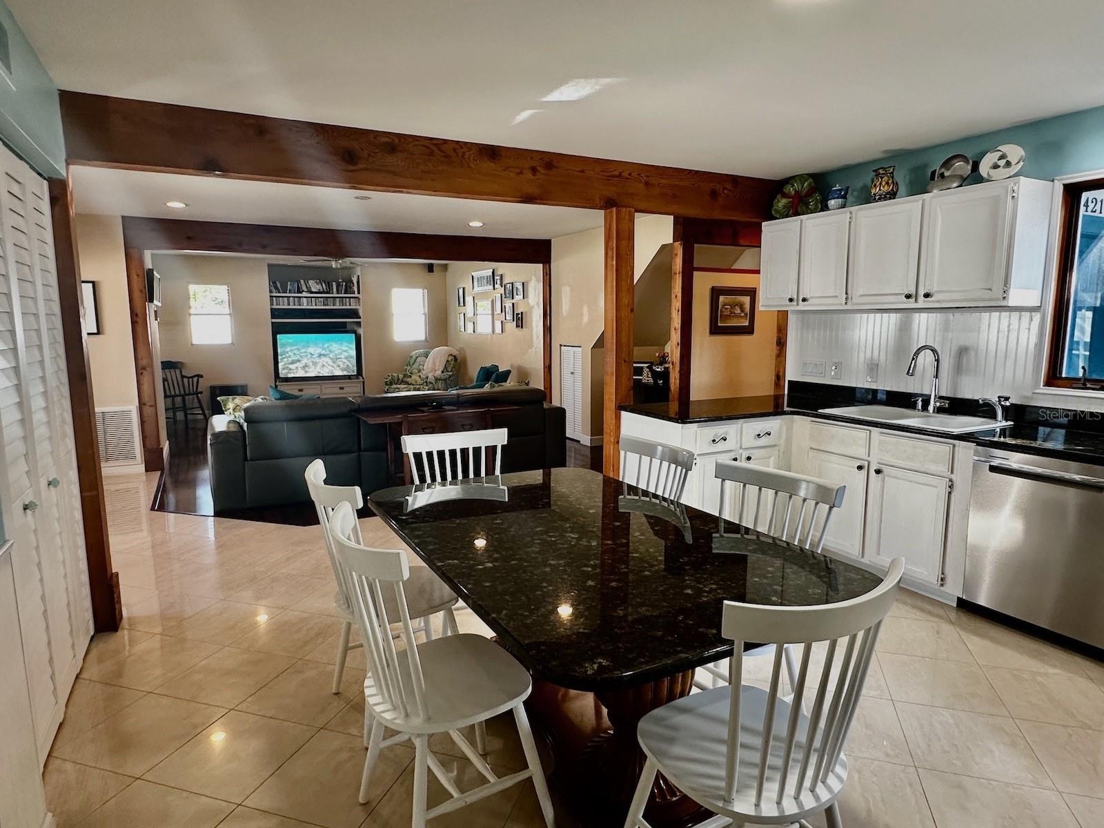 Image 6 of 53 For 3421 Brian Road S