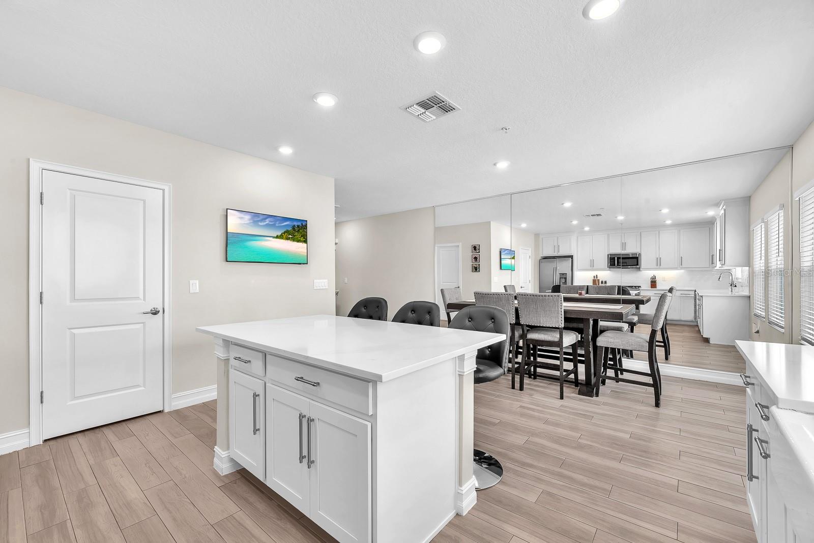 Image 15 of 42 For 5351 Bridge Street 16