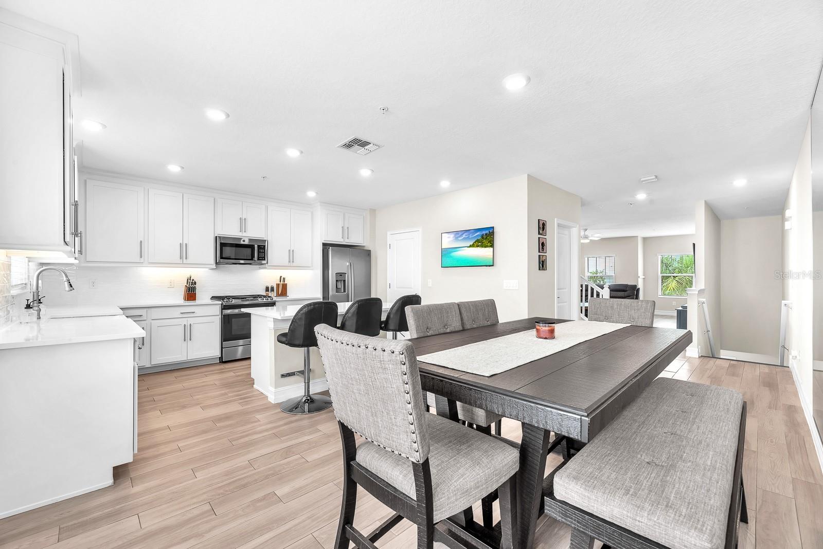 Image 19 of 42 For 5351 Bridge Street 16