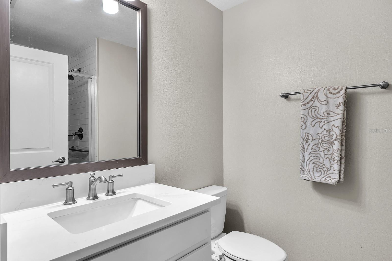 Image 6 of 42 For 5351 Bridge Street 16