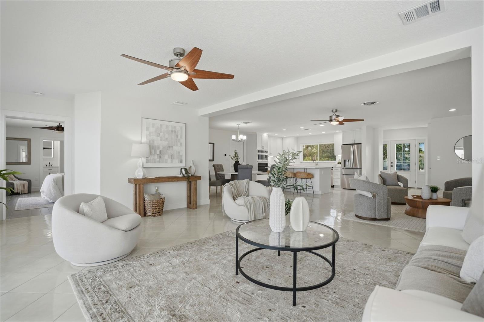 Image 15 of 43 For 7172 Shore Drive S