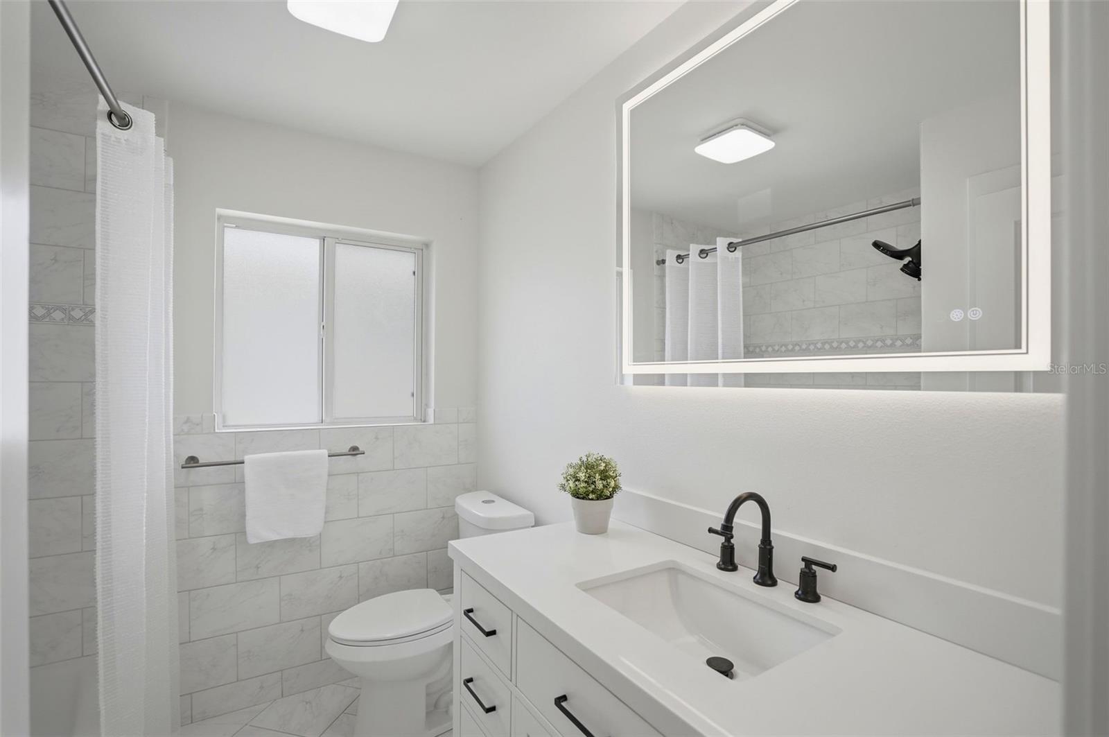 Image 33 of 43 For 7172 Shore Drive S