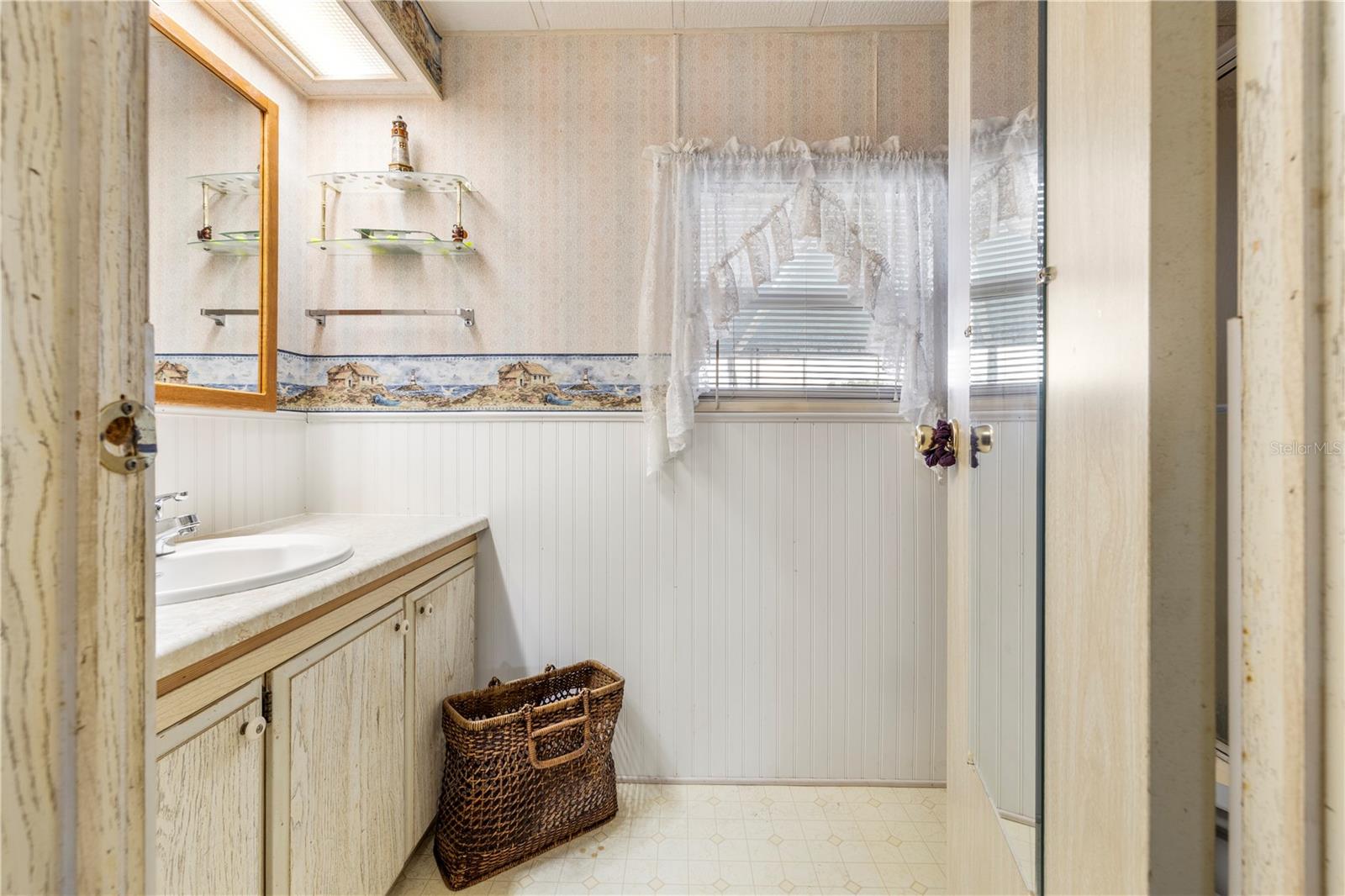 Image 22 of 50 For 6034 Alpine Drive