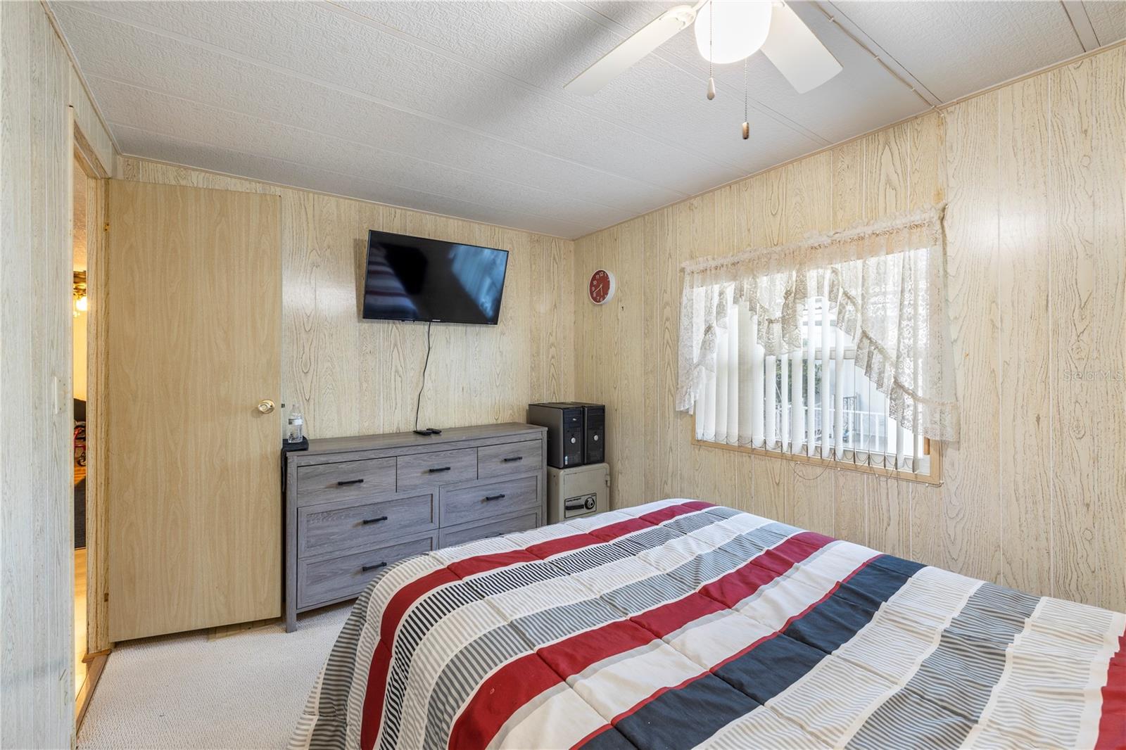 Image 26 of 50 For 6034 Alpine Drive