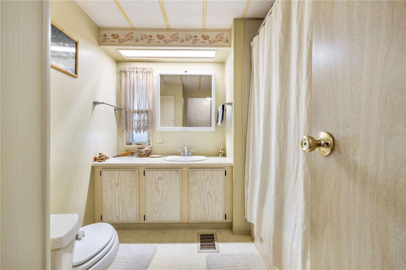 Image 28 of 50 For 6034 Alpine Drive