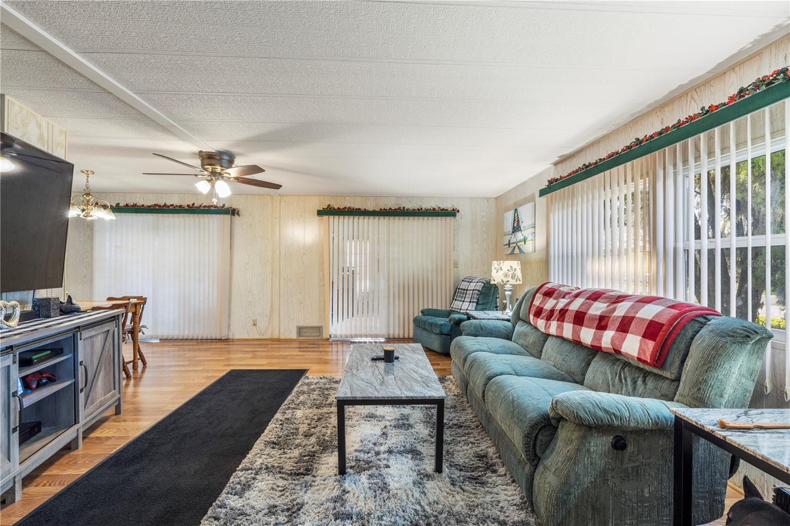 Image 6 of 50 For 6034 Alpine Drive