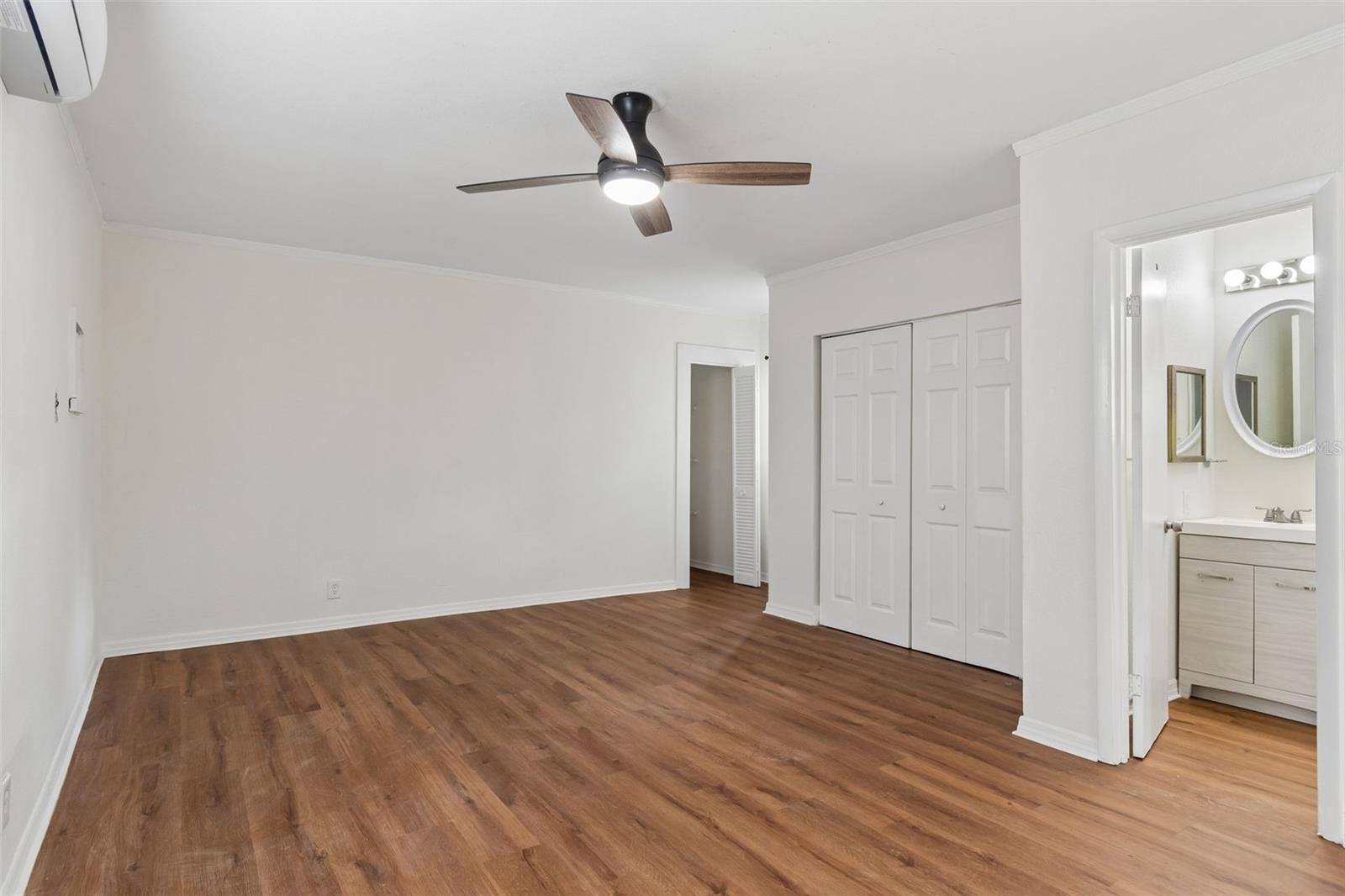 Image 16 of 25 For 739 47th Avenue N