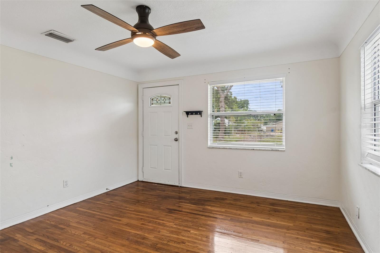 Image 2 of 25 For 739 47th Avenue N