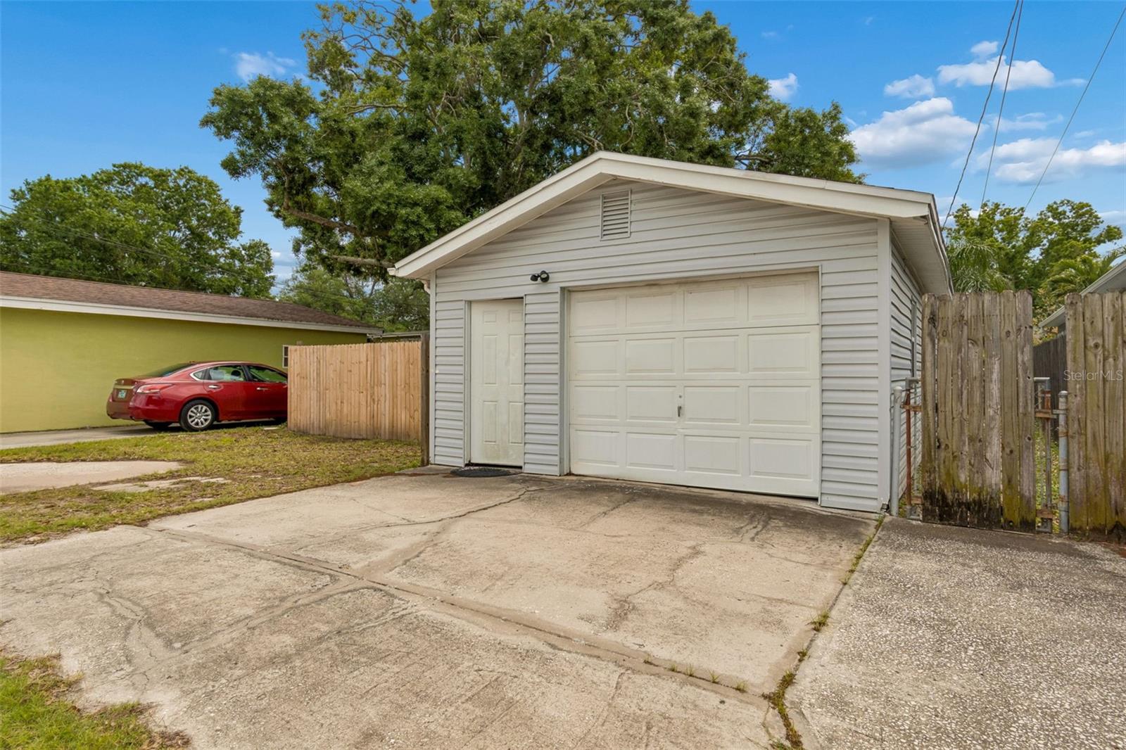 Image 23 of 25 For 739 47th Avenue N