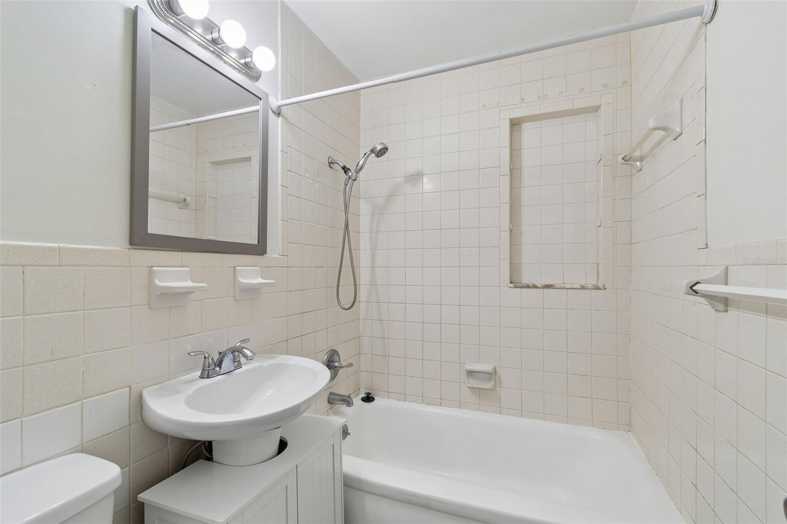 Image 9 of 25 For 739 47th Avenue N