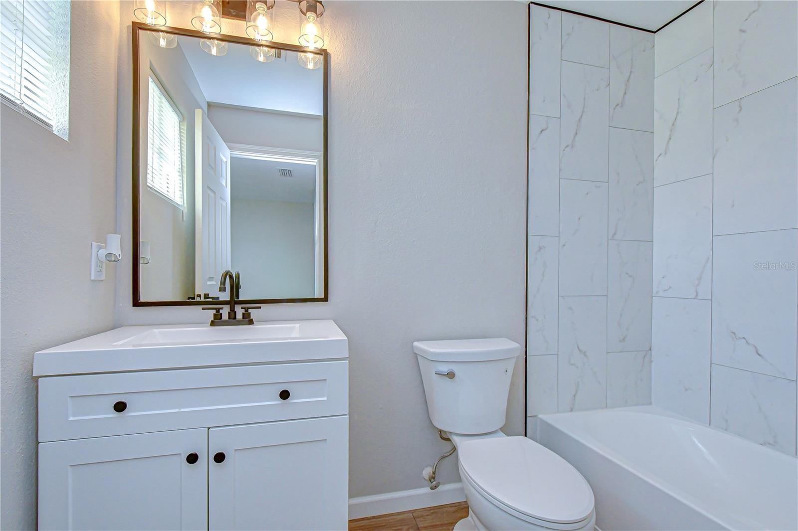 Image 15 of 40 For 10983 Winter Crest Drive