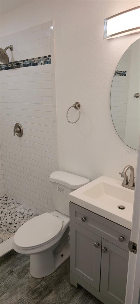 Image 7 of 9 For 3832 46th Avenue N B