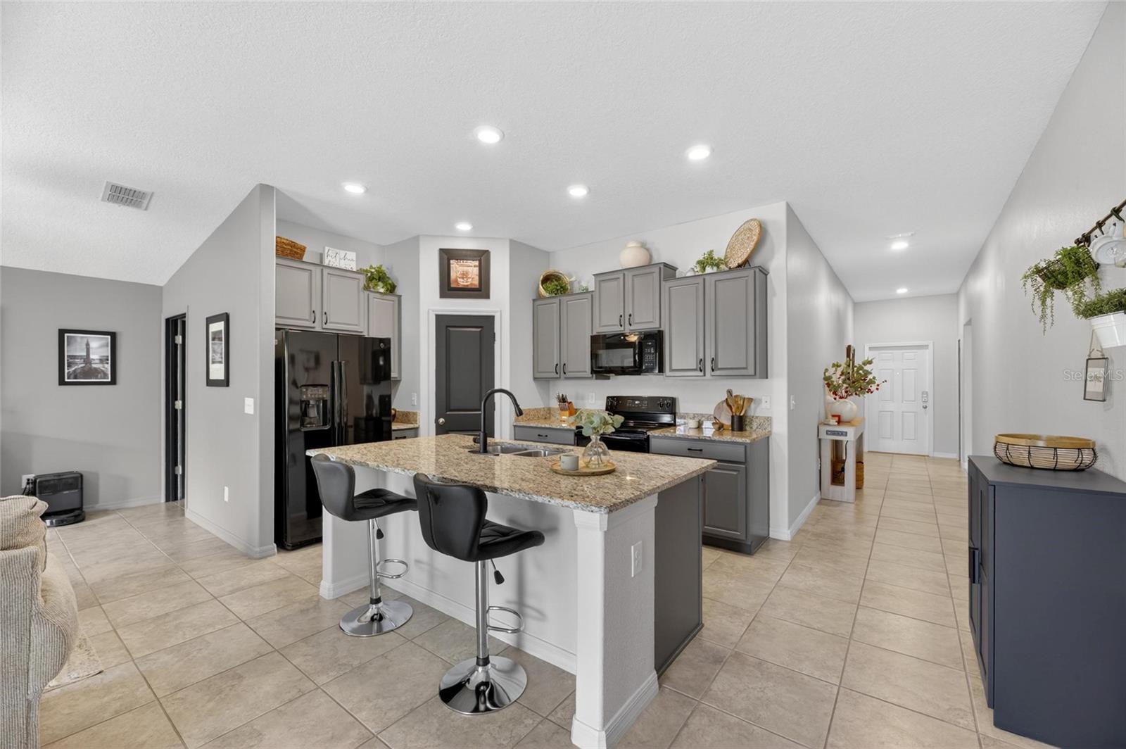 Image 18 of 69 For 7109 Salt River Avenue